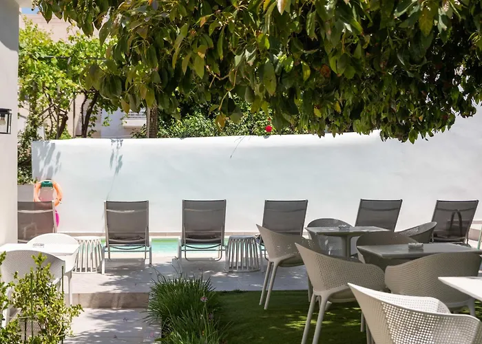 Epavli Boutique Luxury Suites
